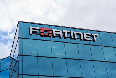 Are Wall Street Analysts Bullish on Fortinet Stock?